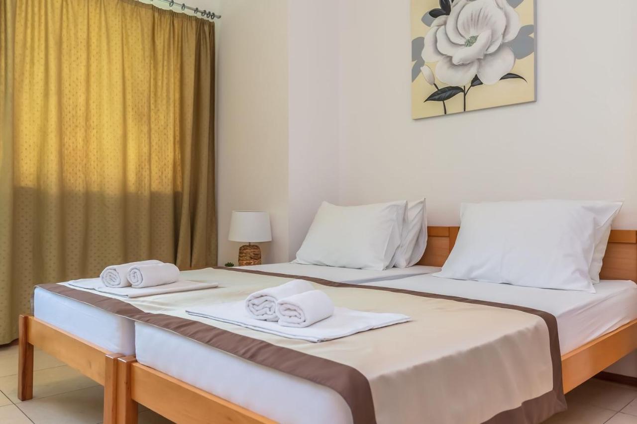Motel Ljetni Raj Baška Voda Eksteriør billede