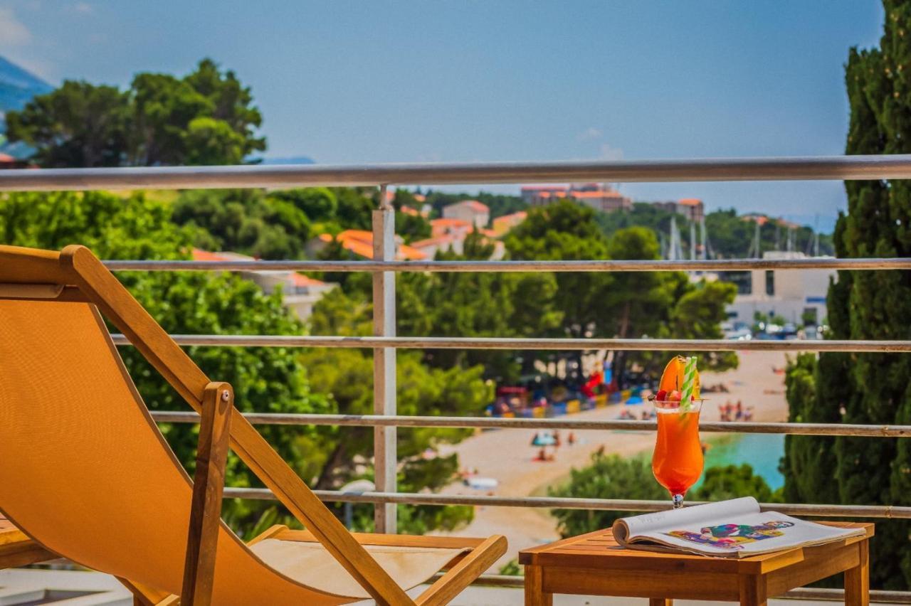 Motel Ljetni Raj Baška Voda Eksteriør billede