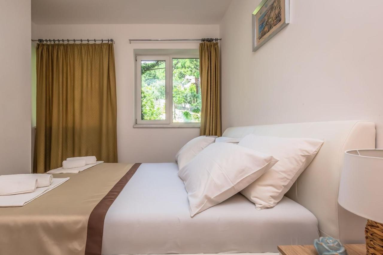 Motel Ljetni Raj Baška Voda Eksteriør billede